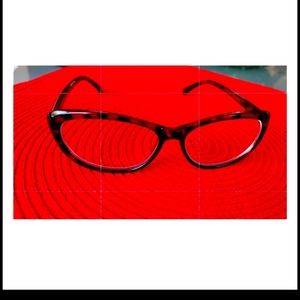 Betsey Johnson 2.50 Reading Glasses Tortoise